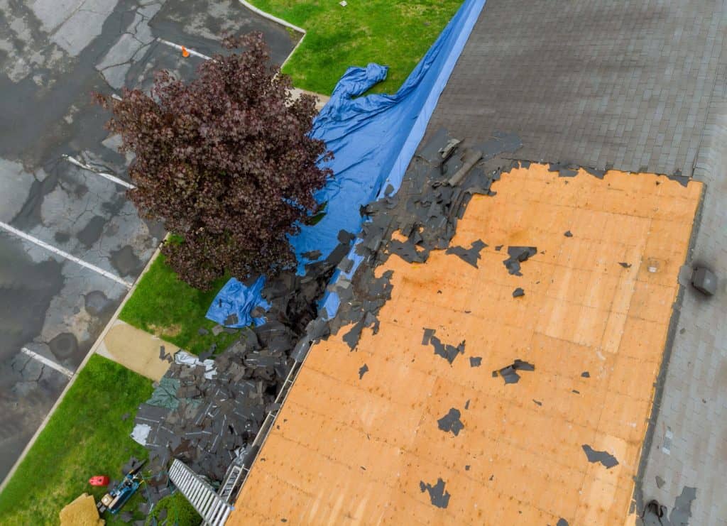 How to Repair Roof Shingles That Have Blown Off