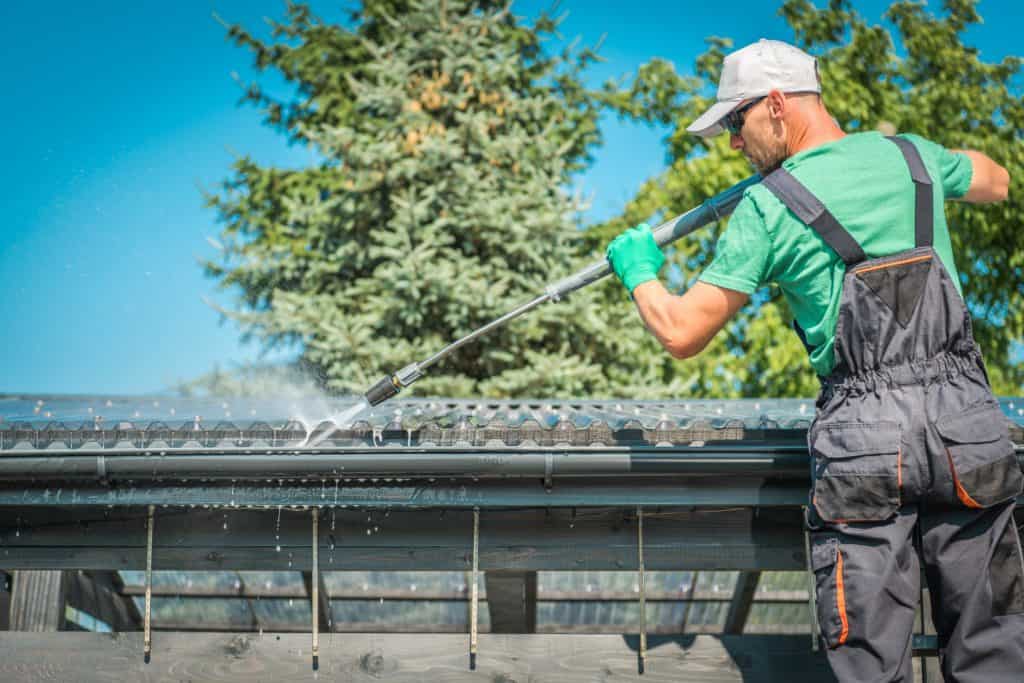 6 Tips to Keep Your Roof Looking New